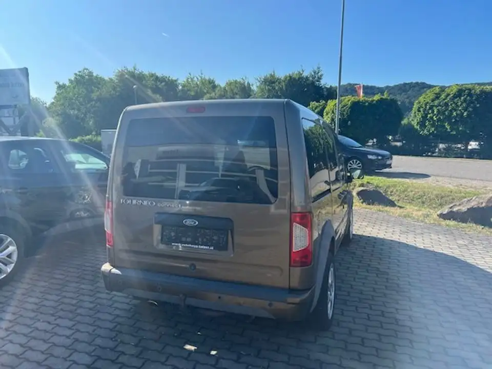 Ford Tourneo Connect Trend kurz 1,8 TDCi – Bild 4